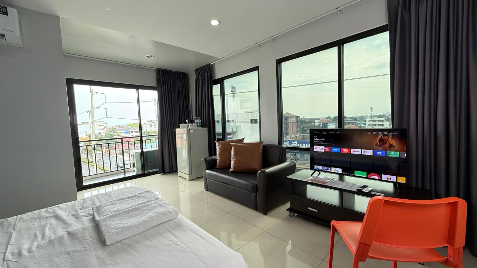 ฺbaan Paknam Hotel Samut Prakan Exterior foto